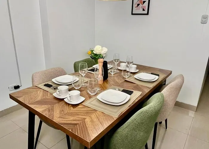 Apartamento Private Bedroom 2 - Shared Apartment With 2 Bedrooms *